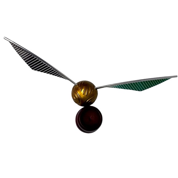 Harry Potter Golden Snitch Universal Studios Toy - Picture 2 of 2
